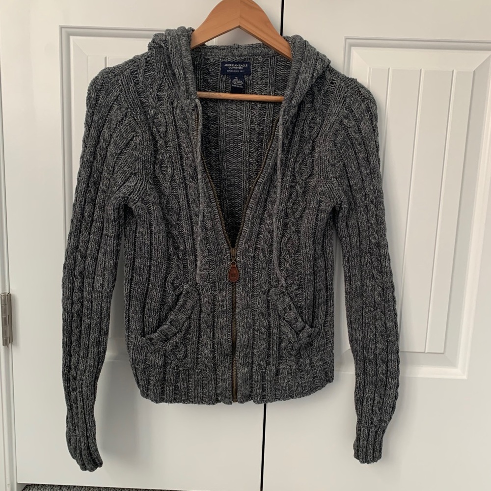 American Eagle gray cable knit zip up hoodie